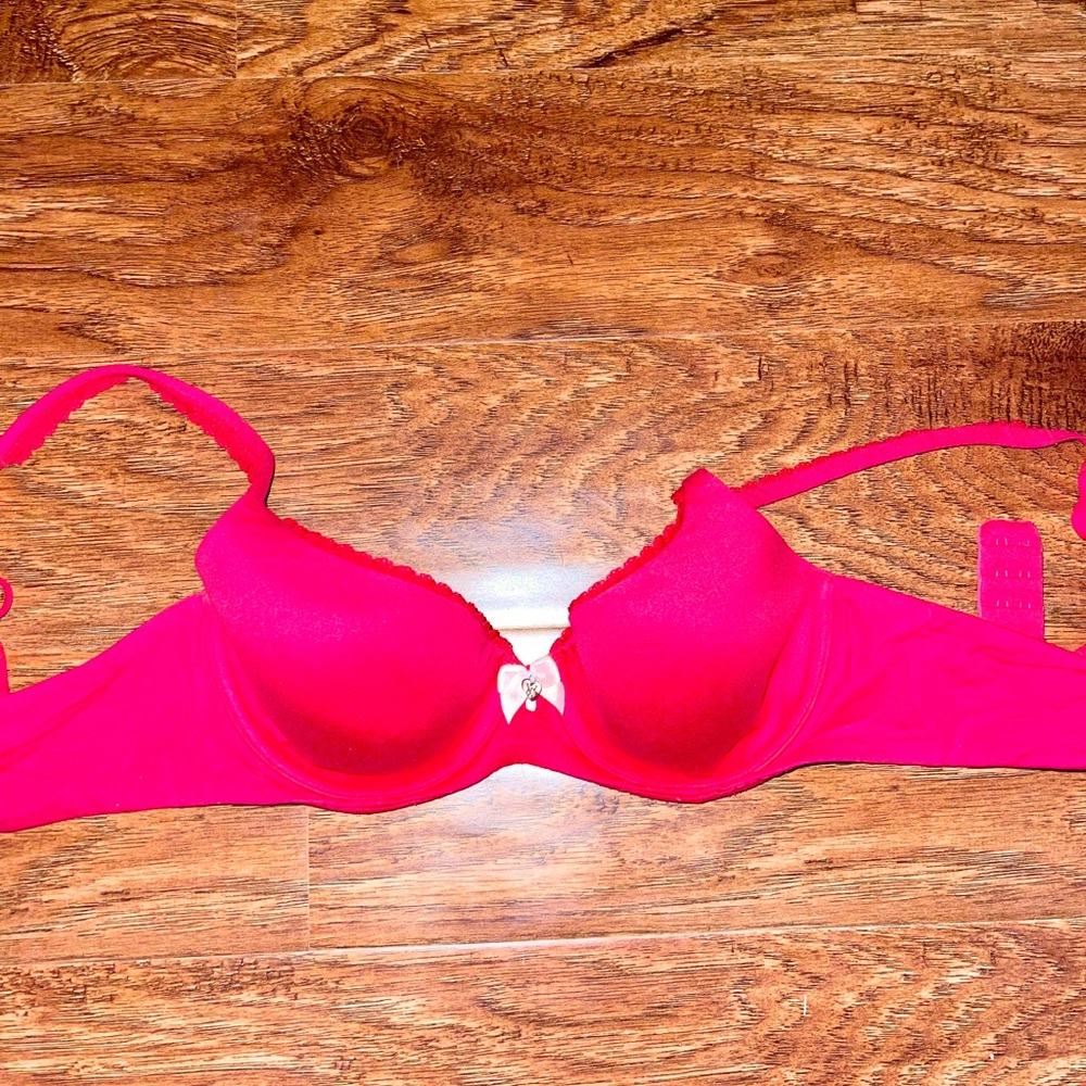 💓 vs bra